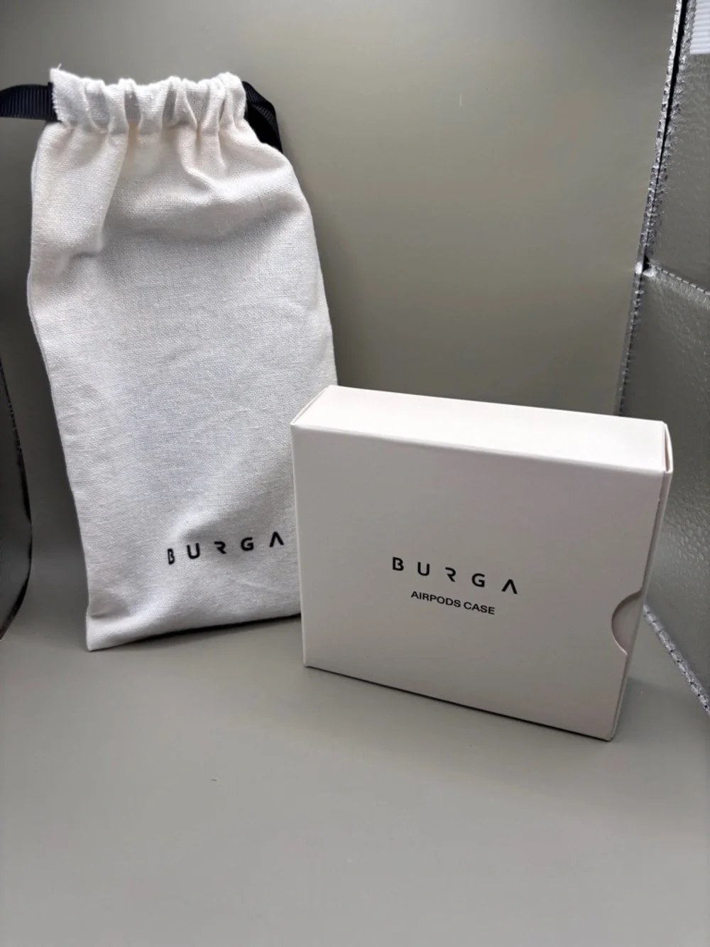 BURGA‎ 